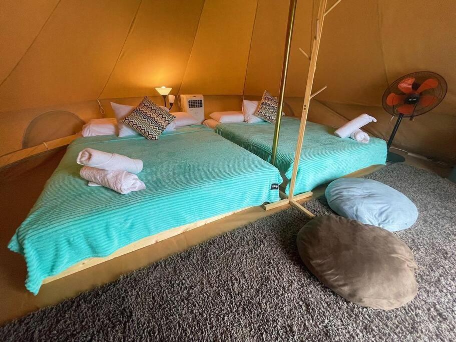 Rembulan Escape Bell Tent 1 Kampung Penarik Luaran gambar